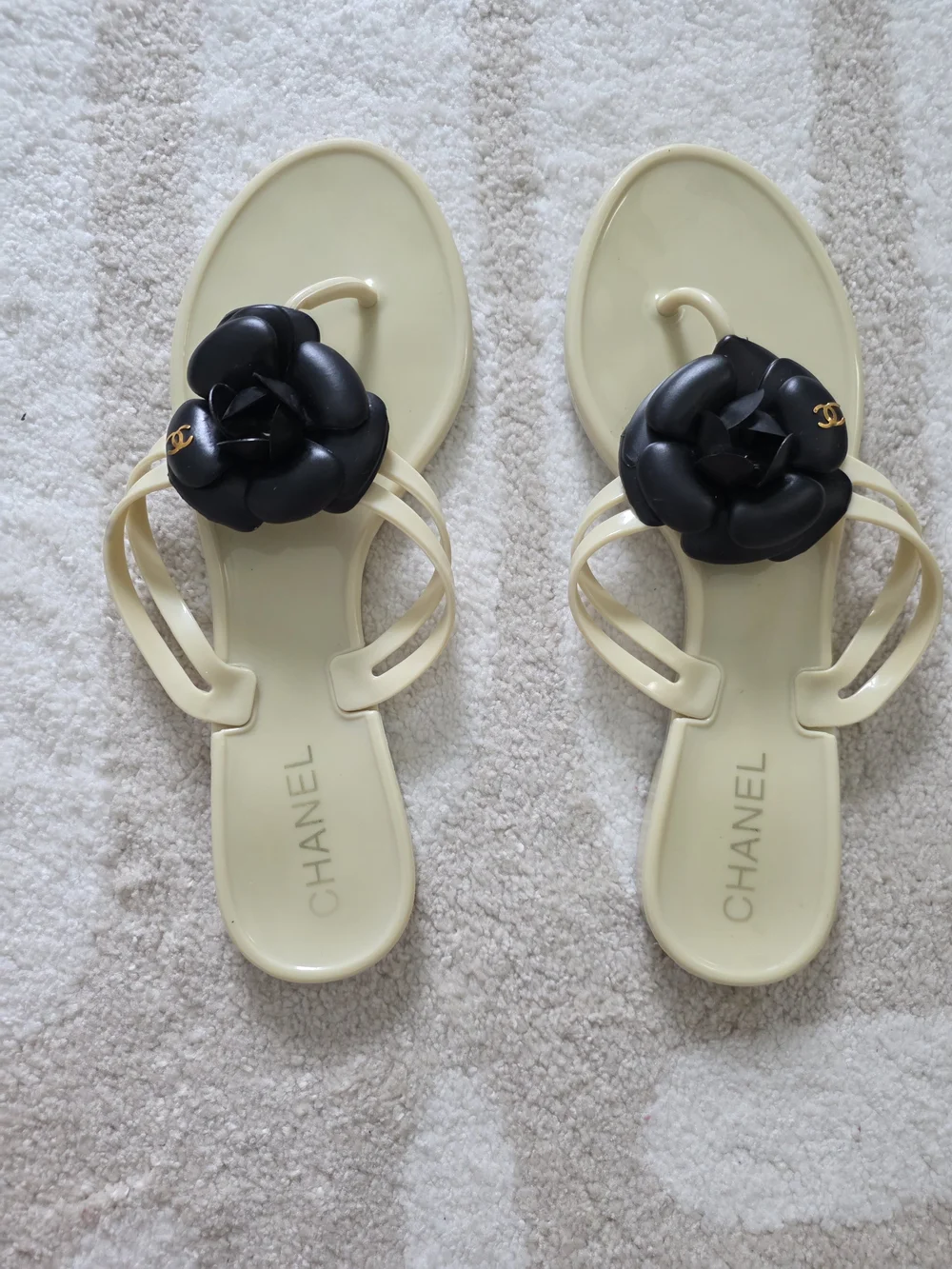 Chanel Black Camellia Jelly Sandals - Ivory Straps